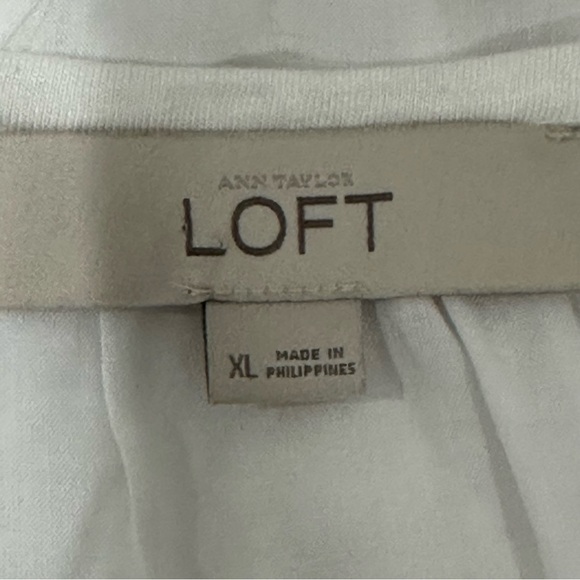 Loft Shirred Blouse White 3/4 Sleeve - Picture 5 of 7